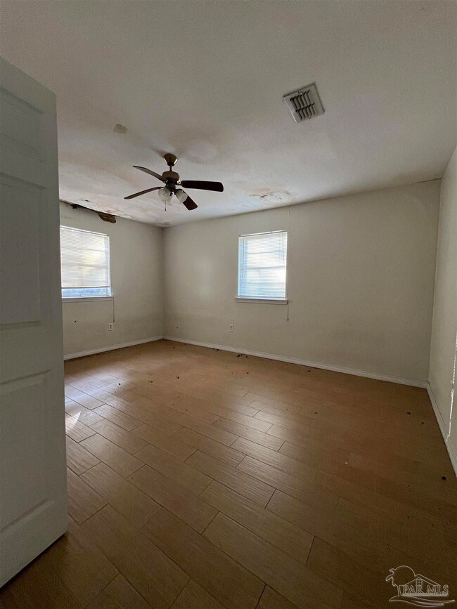 1991 W Detroit Blvd, Pensacola, FL 32534 - photo 6