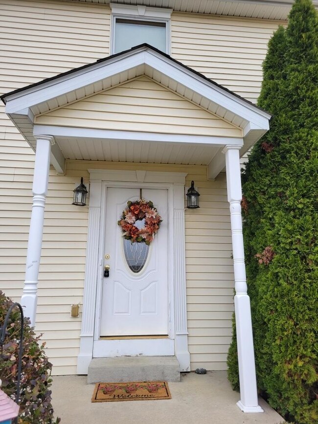 1078 Ridge Dr, Circleville, OH 43113 - photo 7