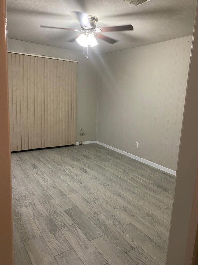 4011 Monitor St, Houston, TX 77093 - photo 5