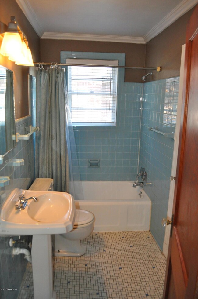 2978 Coral Ct, Jacksonville, FL 32205 - photo 6