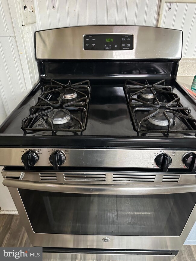 1326 Kenny St, Reading, PA 19602 - photo 6