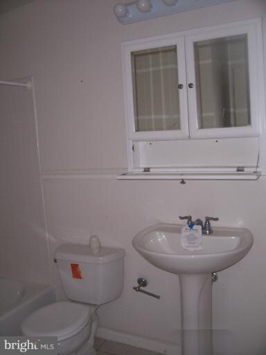 1306 Ablett Rd, Baltimore, MD 21239 - photo 6