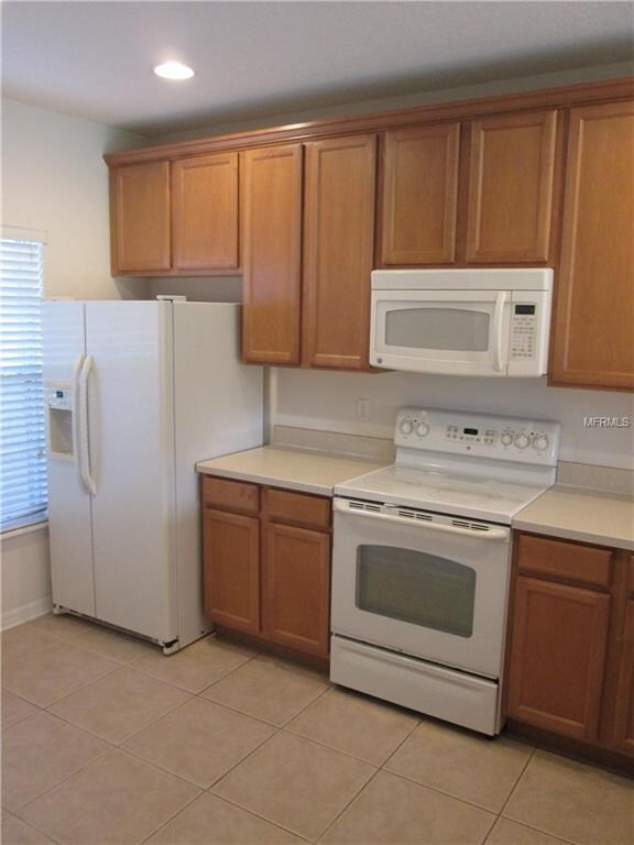 Spacious Kitchen