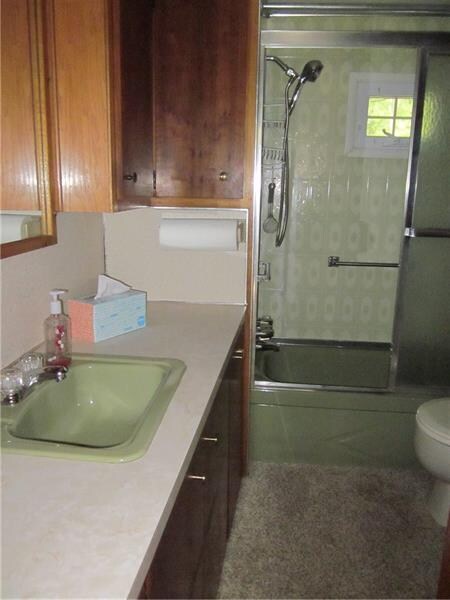 1599 La Belle Vue Rd, Vandergrift, PA 15690 - photo 4