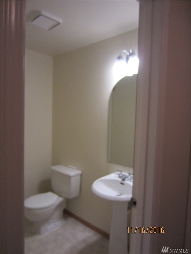730 112th St SW unit I3, Everett, WA 98204 - photo 7