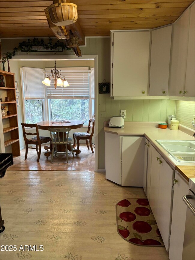 3994 N Mohawk St, Pine, AZ 85544 - photo 5