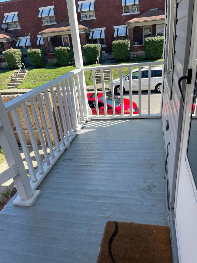 829 Studer Ave unit 31, Columbus, OH 43206 - photo 6