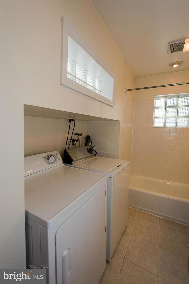 319 S Collington Ave, Baltimore, MD 21231 - photo 7