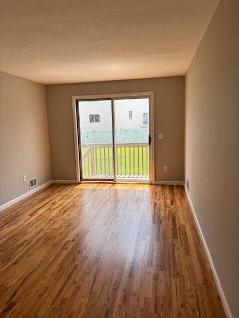 24 Shiel Ave unit 1, Staten Island, NY 10309 - photo 4