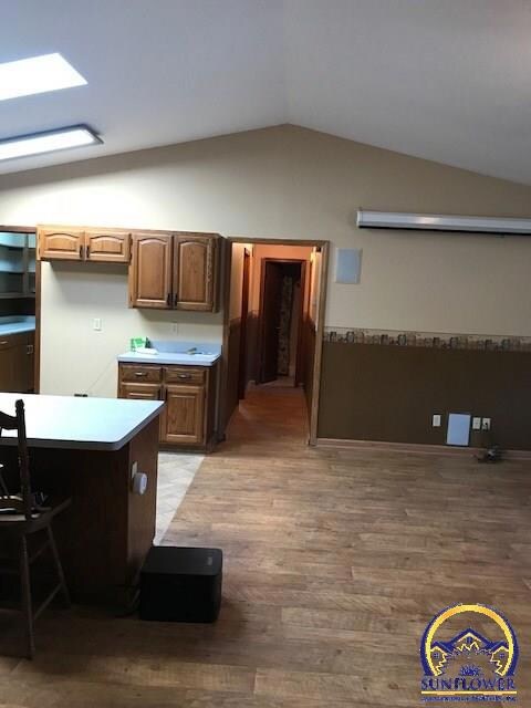 12672 Highway K4, Maple Hill, KS 66507 - photo 7