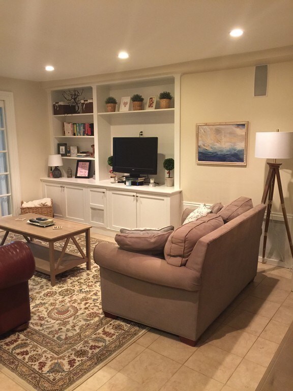 29 Pleasant St unit B, Charlestown, MA 02129 - photo 2