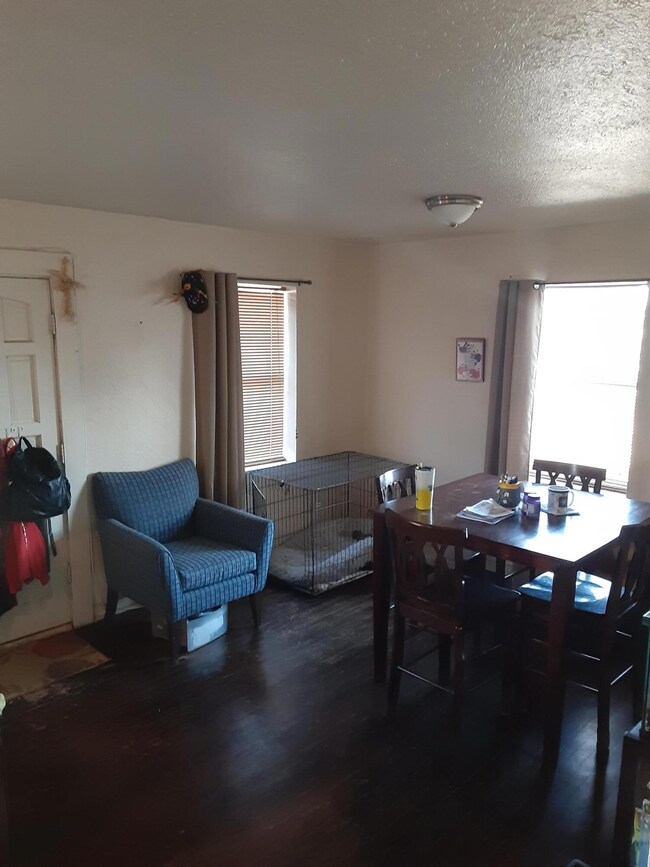 430 Lomaland Dr, El Paso, TX 79907 - photo 7