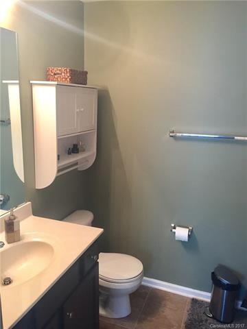 Master bathroom 1