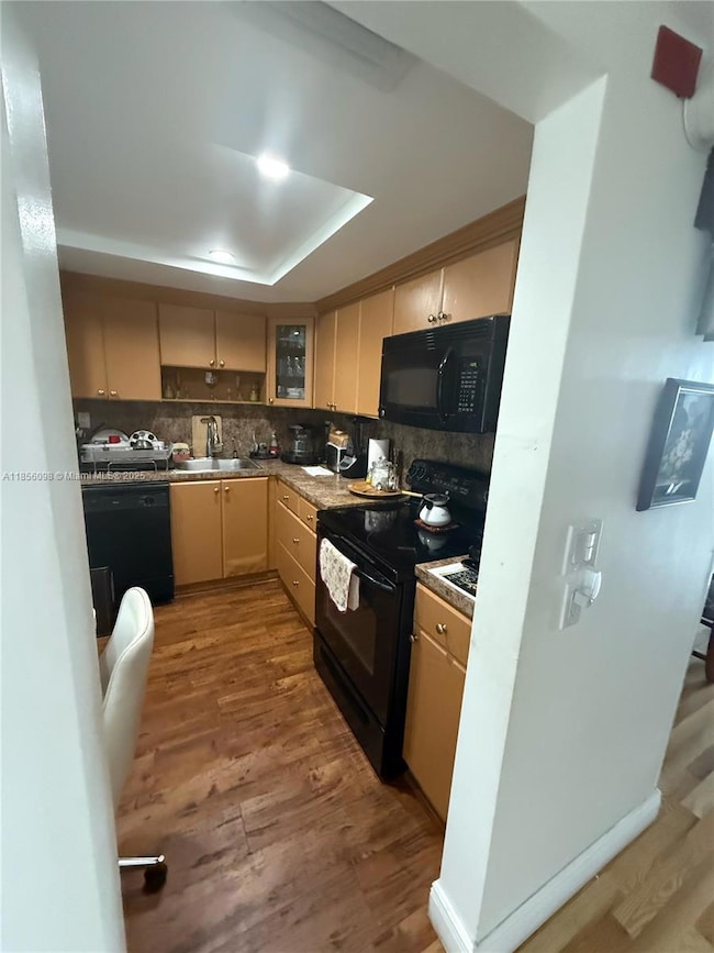 18555 NE 14th Ave unit 514, Miami, FL 33179 - photo 6