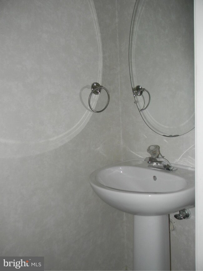 106 Royalty Cir, Owings Mills, MD 21117 - photo 6