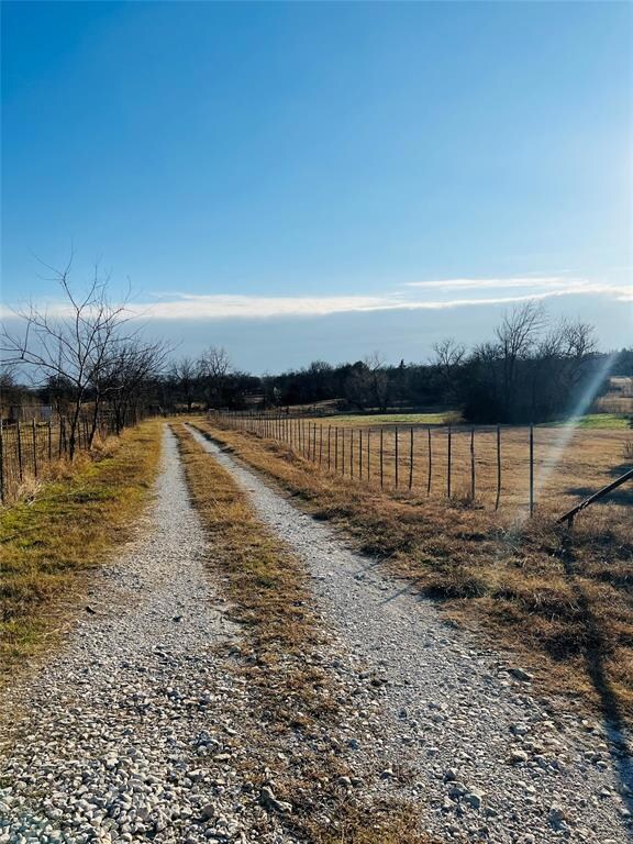 unlisted-address, Gainesville, TX 76240 - photo 2