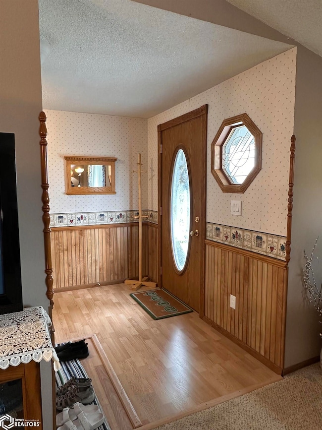 1083 Benton Ave, Wayland, IA 52654 - photo 4