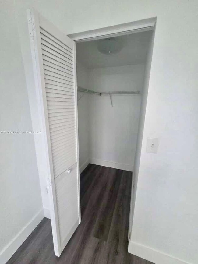 2184 NE 167th St unit 1110, North Miami Beach, FL 33162 - photo 6