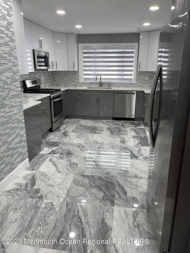 6 Dwight Dr unit WINTER, Ocean, NJ 07712 - photo 4