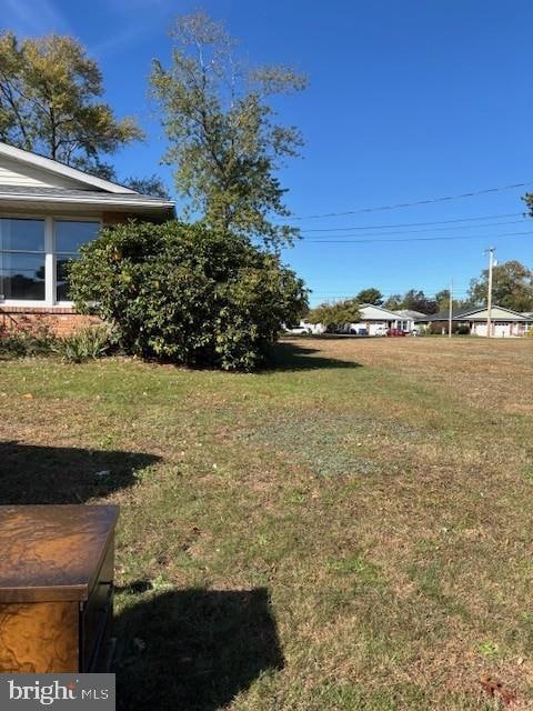 10 Acorn Rd, Manahawkin, NJ 08050 - photo 2