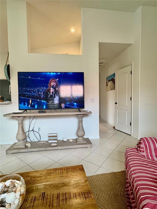 703 Casa Del Lago Way unit 703, Venice, FL 34292 - photo 5