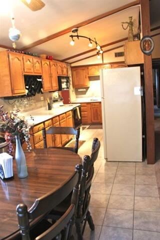 5750 Ridgeview Rd, Erie, IL 61250 - photo 2