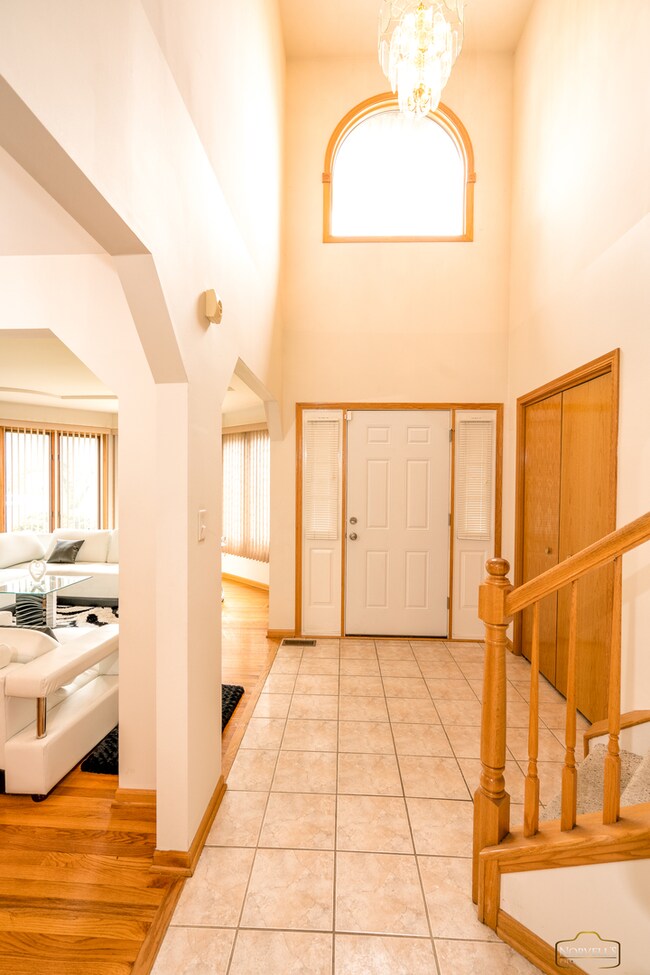 18579 Maple Ave, Country Club Hills, IL 60478 - photo 6