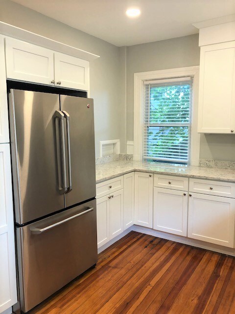 15 Everett Ave unit 1, Providence, RI 02906 - photo 2