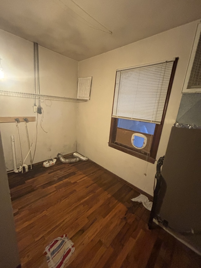 330 N Cherry St, Puryear, TN 38251 - photo 3