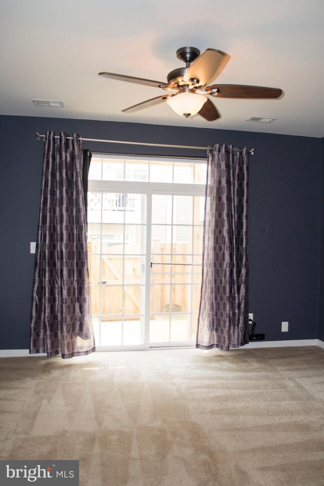 7471 Riding Meadow Way, Manassas, VA 20111 - photo 2