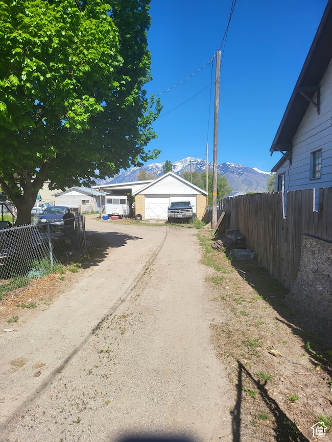 12317 S Redwood Rd, Riverton, UT 84065 - photo 6