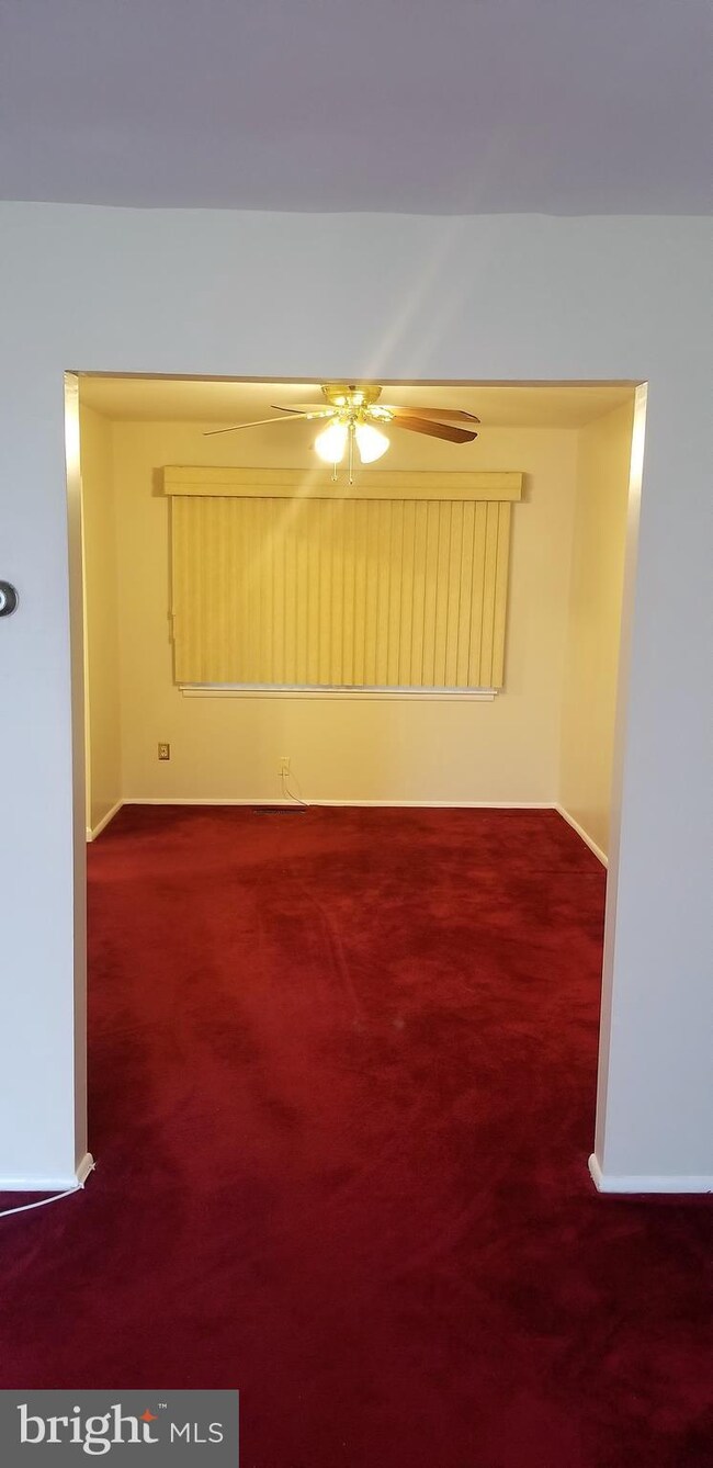 31 Terron Ct, Parkville, MD 21234 - photo 5