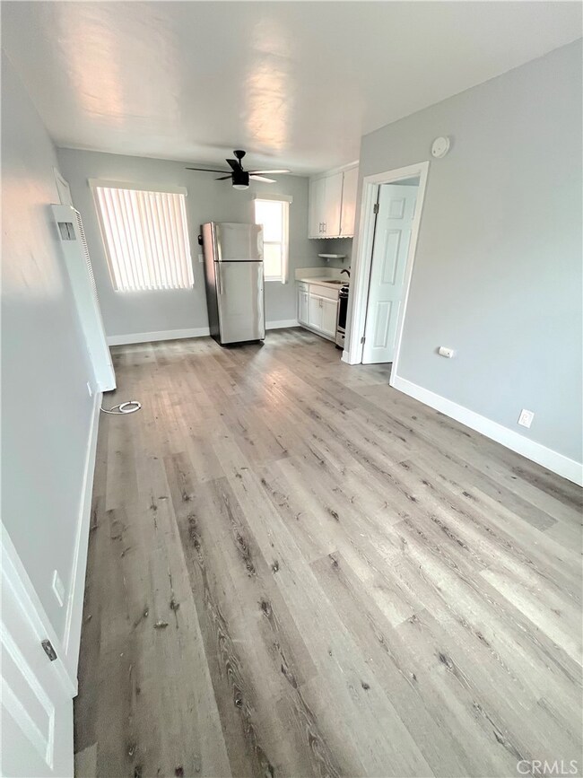 2403 Louella Ave unit 3, Venice, CA 90291 - photo 2