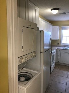 425 Magnolia Ave unit F, Saint Simons Island, GA 31522 - photo 4