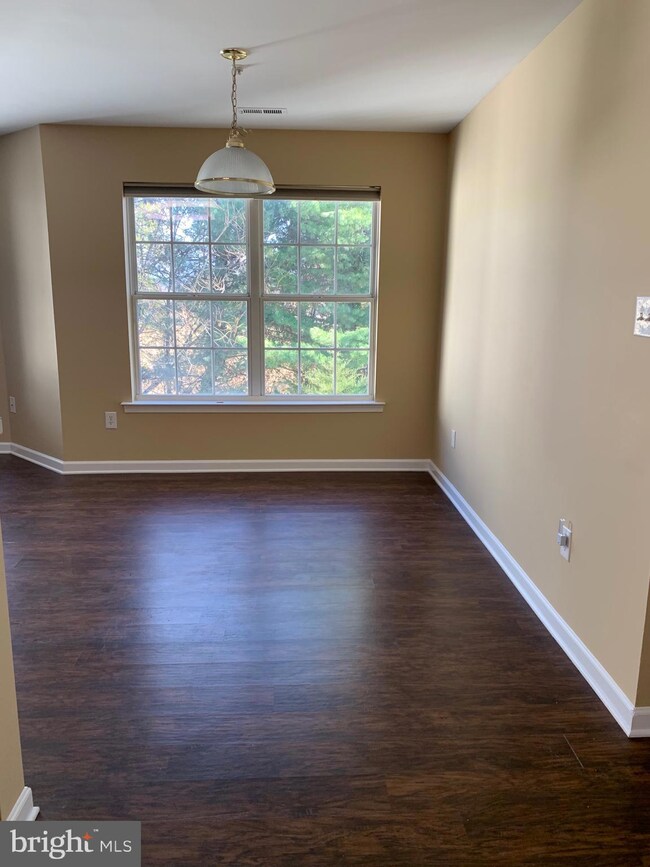 2018 Windsong Dr unit 3D, Hagerstown, MD 21740 - photo 6