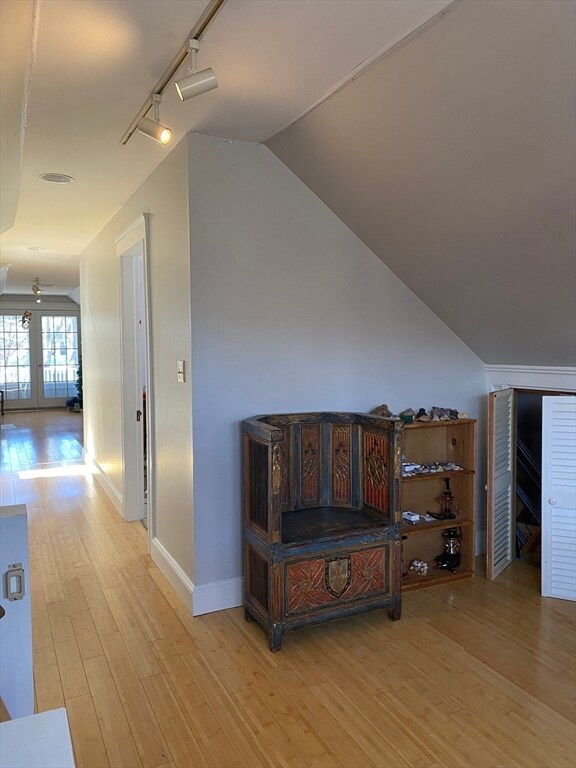 16 Fairfield St unit 3, Cambridge, MA 02140 - photo 6