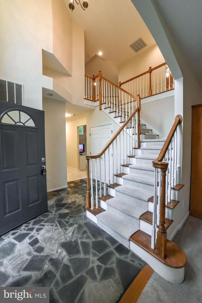 23080 Barberry Ln, California, MD 20619 - photo 3