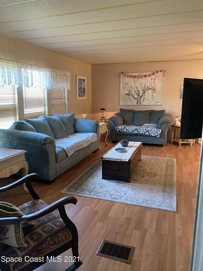 Living room  2