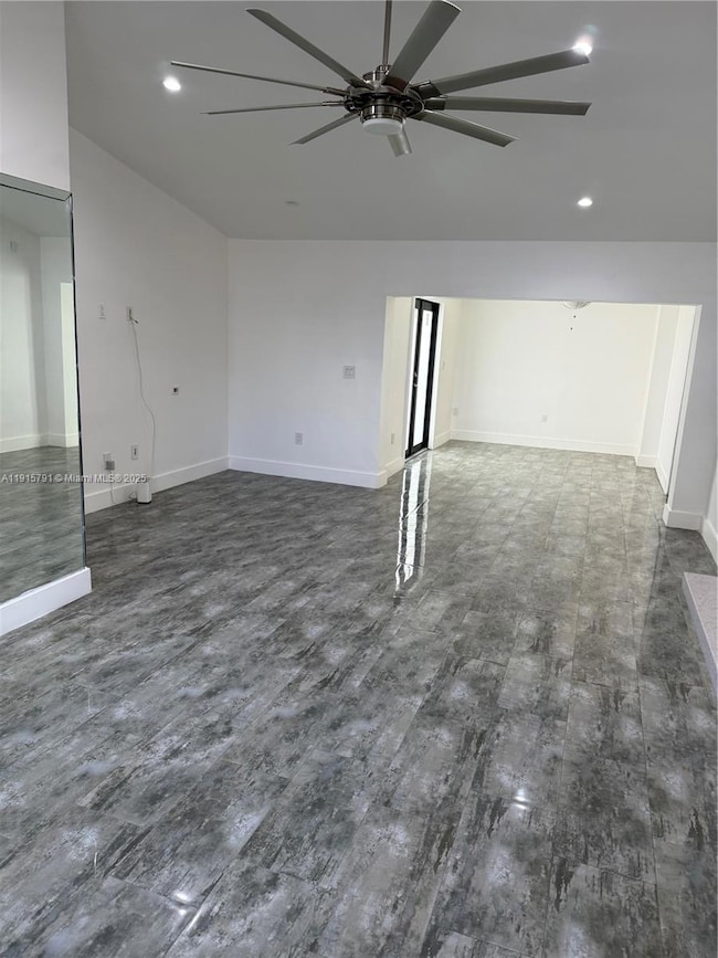 19754 NW 61st Ave, Hialeah, FL 33015 - photo 7