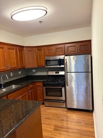 625 Deerfield Rd unit 209, Deerfield, IL 60015 - photo 7