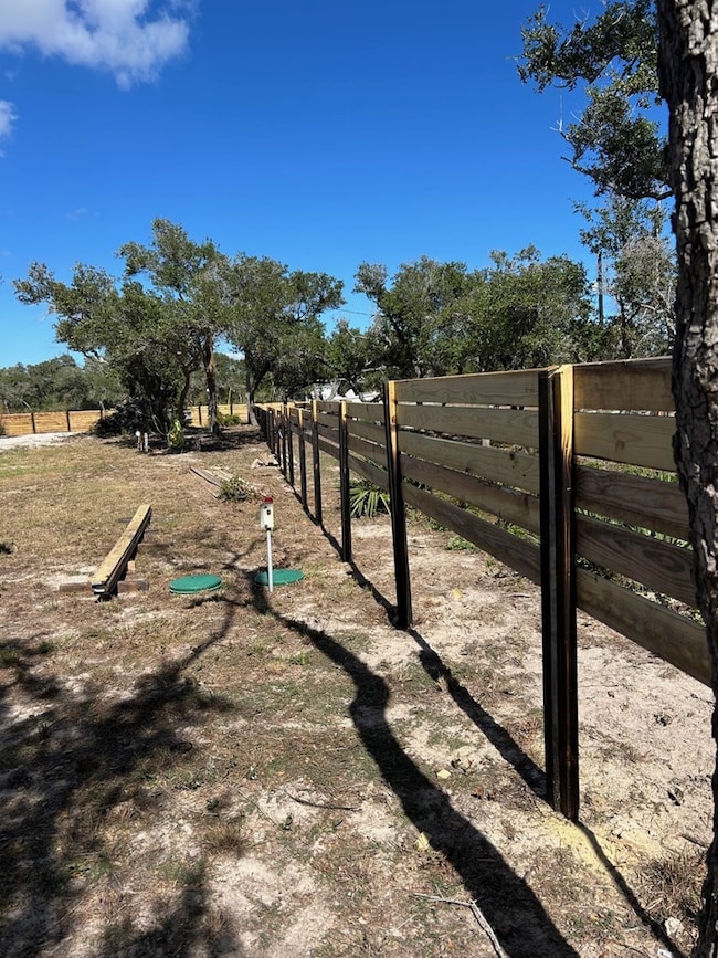 1315 Sammy Henderson St, Rockport, TX 78382 - photo 4