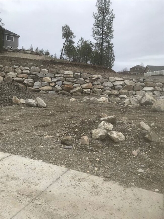 13714 N Mayfair Ln, Spokane, WA 99208 - photo 2