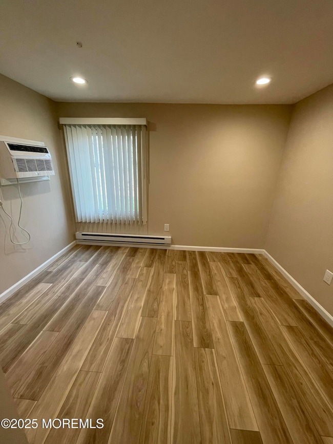 27 Meadow Green Cir unit B, Manalapan, NJ 07726 - photo 6