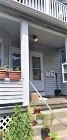 14 Linden Cir unit A, Somerville, MA 02143 - photo 2