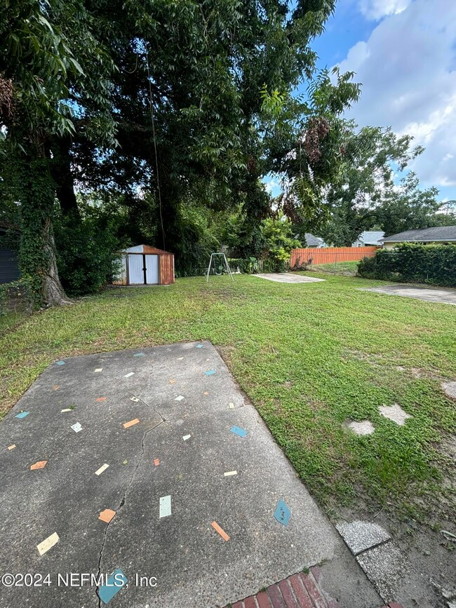 4633 Sunderland Rd, Jacksonville, FL 32210 - photo 7