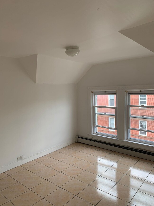 139 Shippen St unit 3, Weehawken, NJ 07086 - photo 4