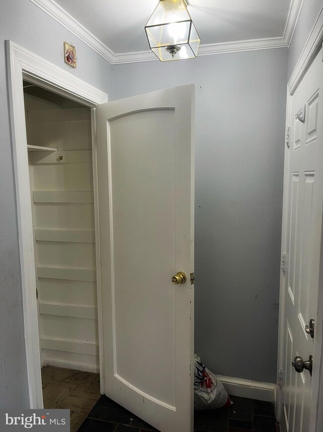 13311 Briarwood Dr, Laurel, MD 20708 - photo 2