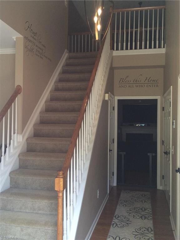 3344 Barnsdale Dr, Jamestown, NC 27282 - photo 2