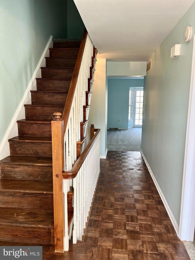 409 Bay Dale Dr, Arnold, MD 21012 - photo 4