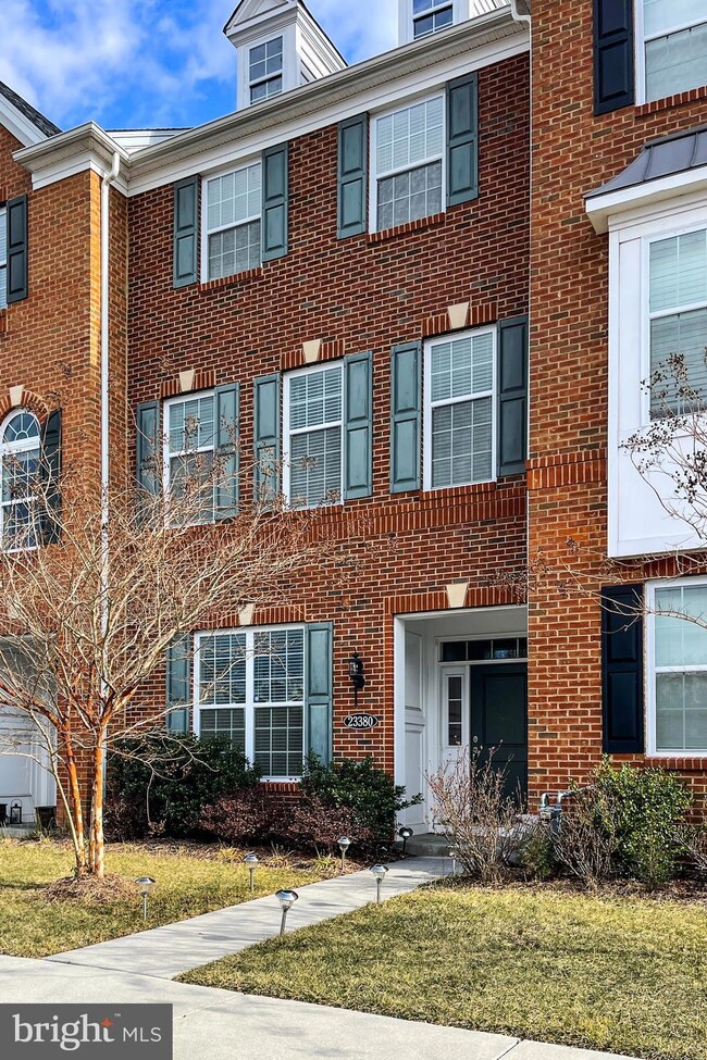 23380 Madison Heights Terrace, Ashburn, VA 20148 - photo 3